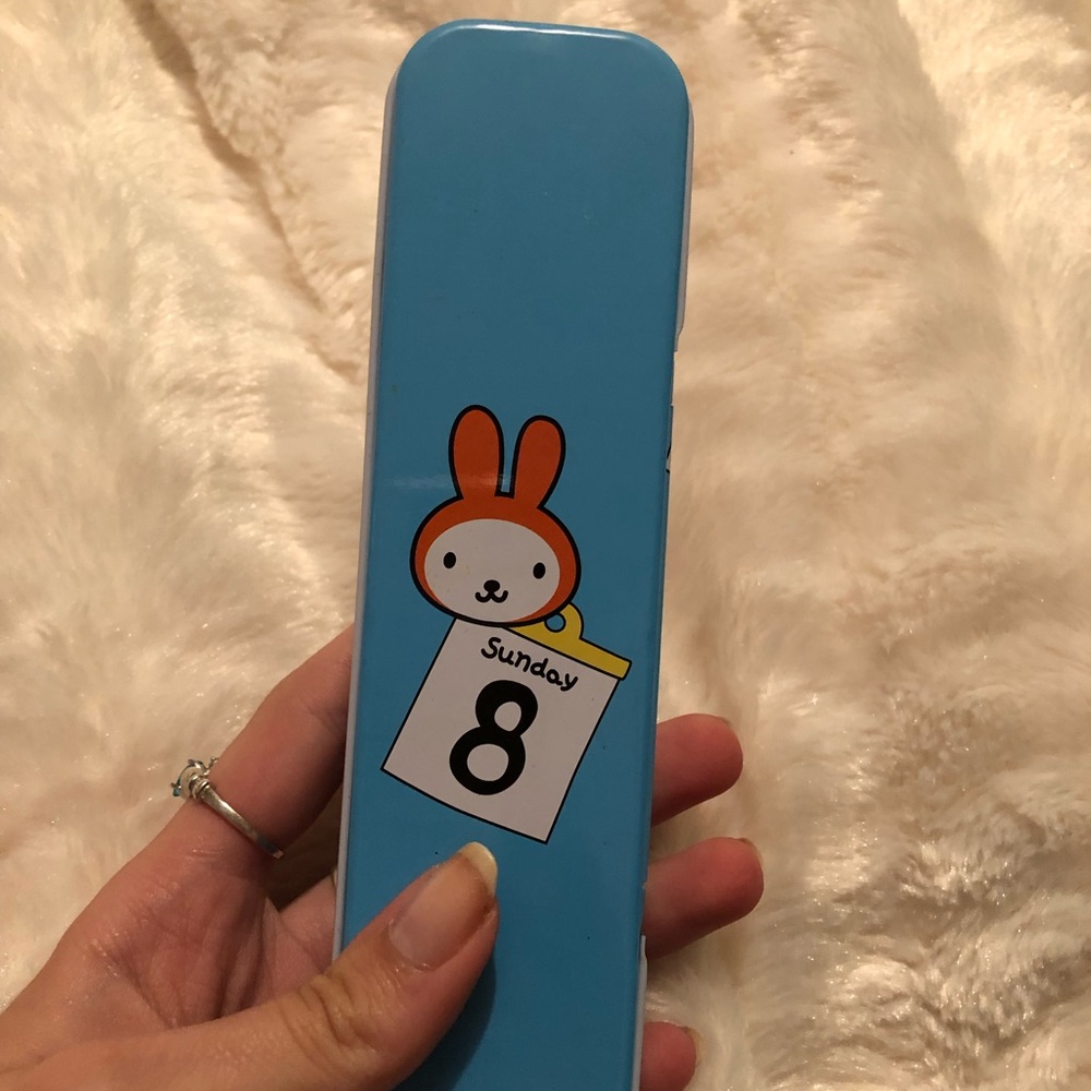 Hello kitty pencil case - Picture 3 of 3